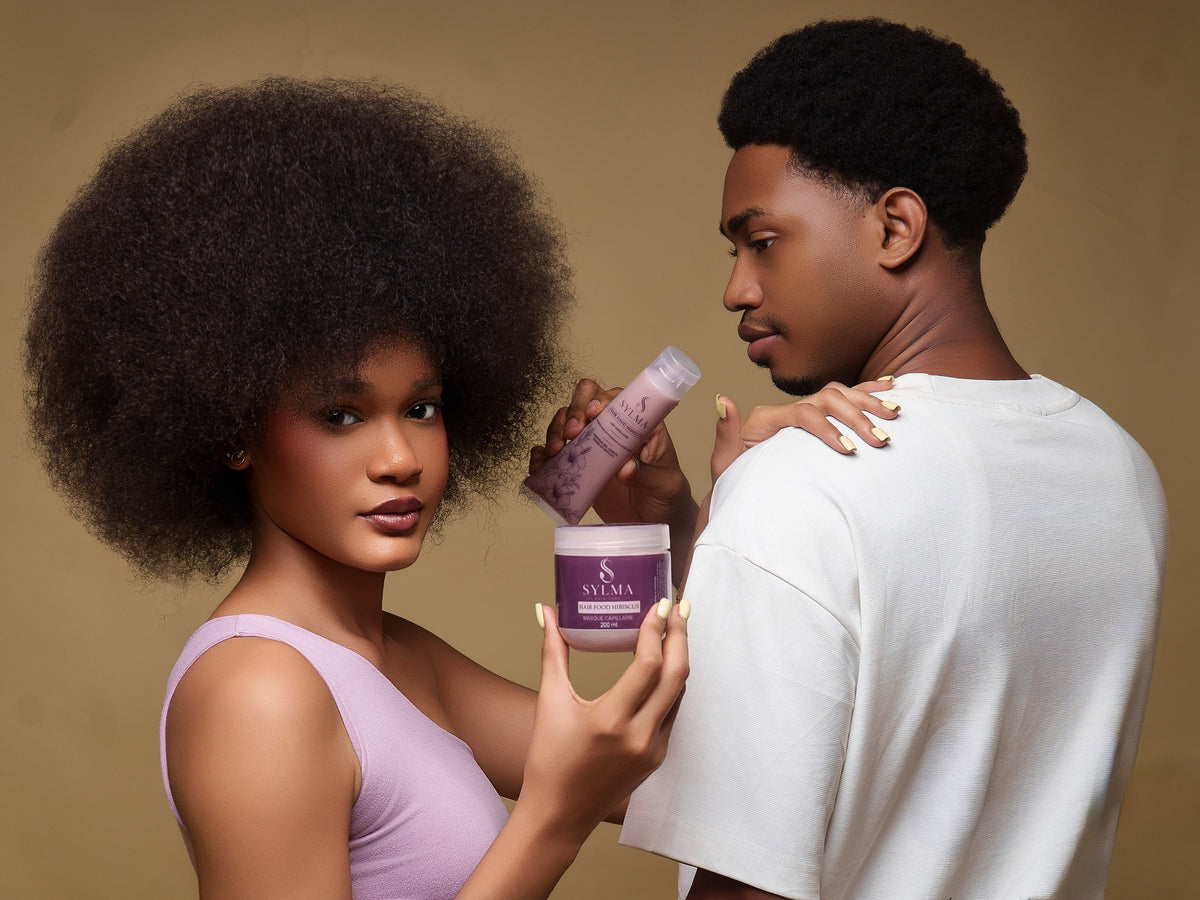 Modèles présentant le lait et le masque Hair Food Hibiscus de SYLMA en studio